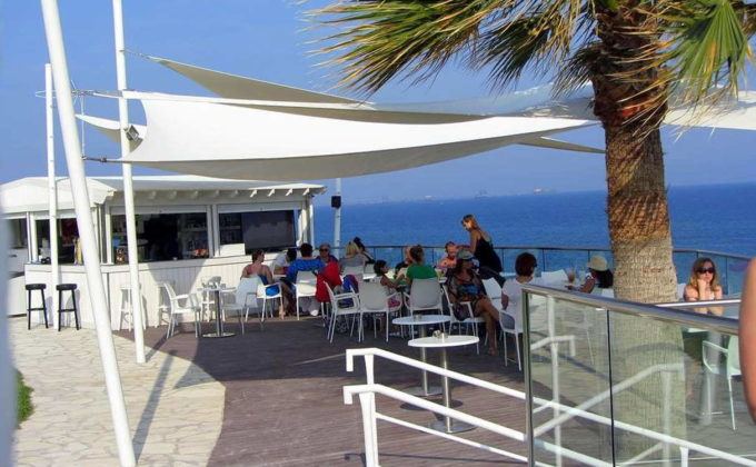 Кафе над Губернаторским пляжем, Лимассол. Кипр