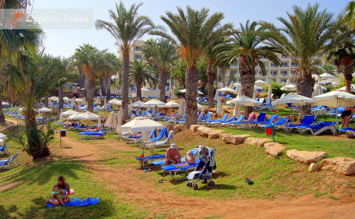 Отели Кипра, Отели Протараса: Golden Coast Beach Hotel 4*