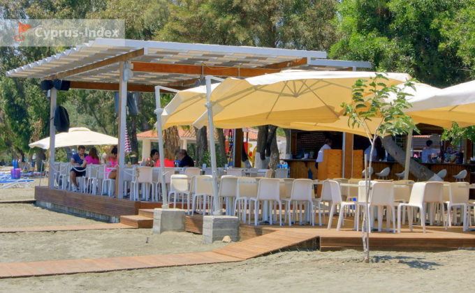 Летняя площадка кафе - Пляж Дасуди, Лимассол, Кипр