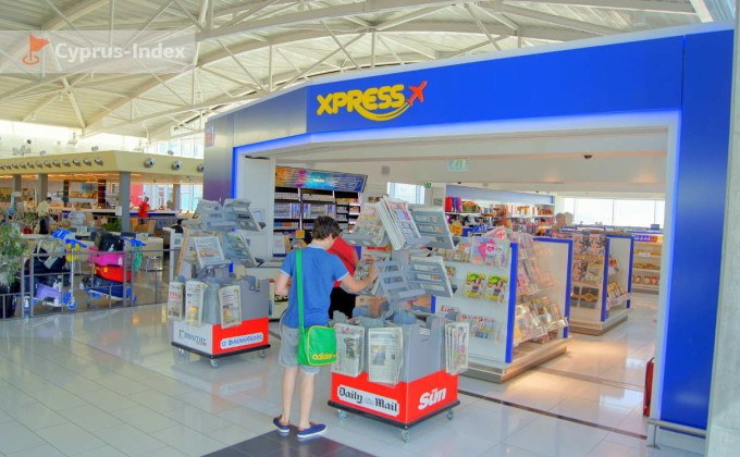 Сувенирный магазин "Xpress" в аэропорту Ларнака, Кипр