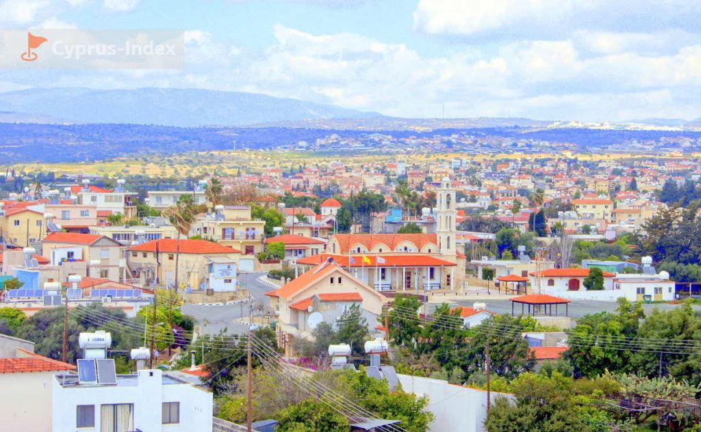Вид со смотровой площадки на деревню Ипсонас, Замок Колосси, Лимассол, Кипр