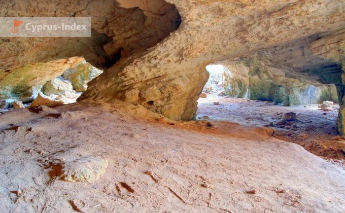 Пещера Циклопа Кипр (вблизи Айя Напа, Протарас)