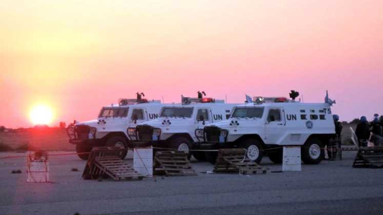 Машины миротворцев в аэропорту Никосия, Аэропорты Кипра