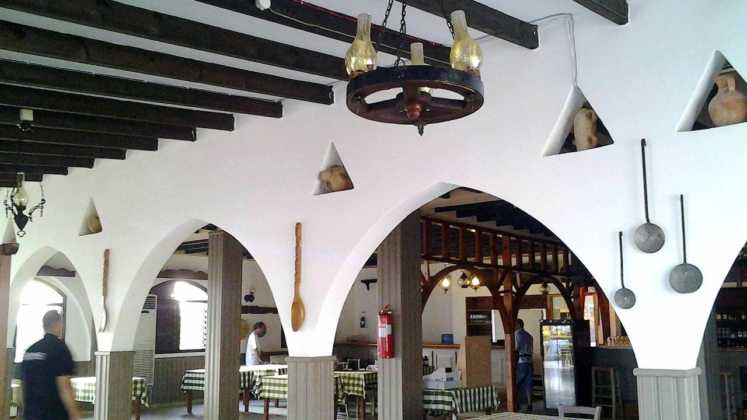 Своды зала таверны, Taverna Paneri, Айя Напа, Кипр