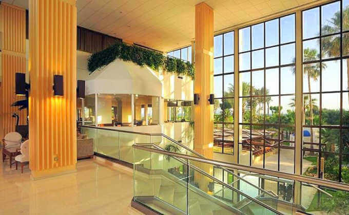 Холл отеля, Отель Elias Beach, Лимассол, Кипр