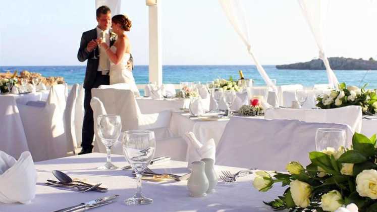 Проведение свадеб в отеле, Nissi Beach Resort, Айя-Напа, Кипр