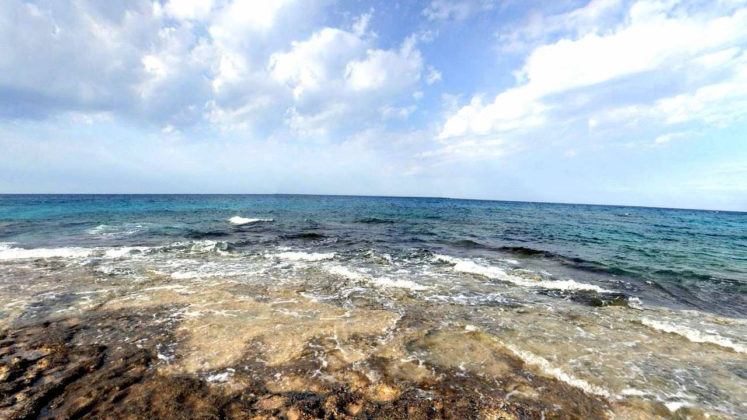 Чистая прозрачная вода, пляж, Ланду, Айя Напа, Кипр
