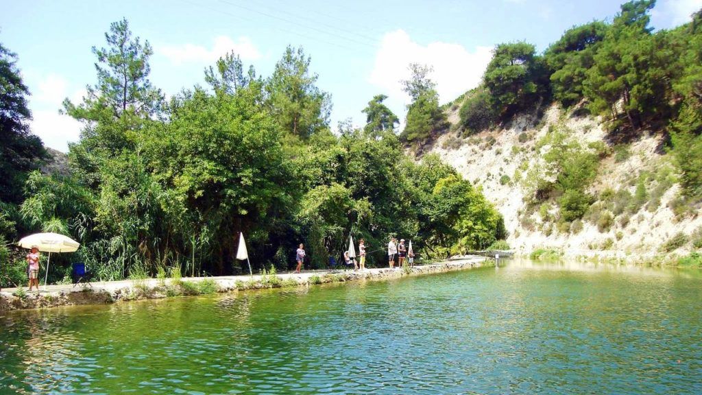 Озеро для вылова рыбы, The Land of Dreams, Лимассол, Кипр