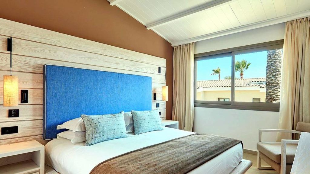 Номер One Bedroom, Atlantica Mare Village, Айя Напа, Кипр
